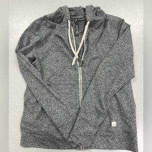 SOLD! 🔥 Vuori Halo Performance Hoodie